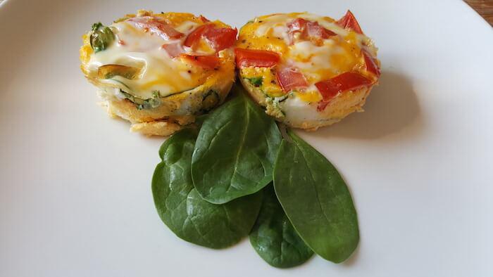 Ei Tomaten Spinat Cups