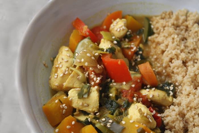 Afrikanischer Erdnusseintopf mit Hühnerfleisch und Couscous nach dem issgesund-Rezept