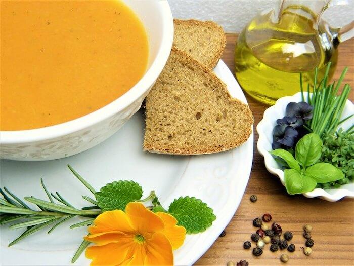 Basensuppe mit Kartoffeln nach dem issgesund-Rezept