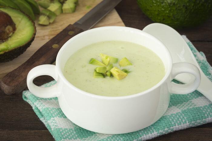 Avocado Creme Suppe Rezept mit Dinkel | issgesund.de