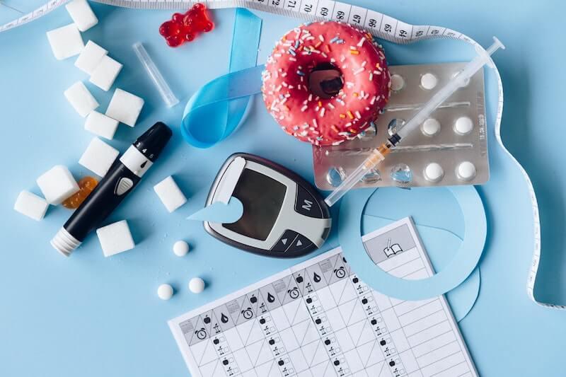 Viele Diabetiker müssen sich regelmäßig Insulin mit einem Insulin-Pen spritzen!